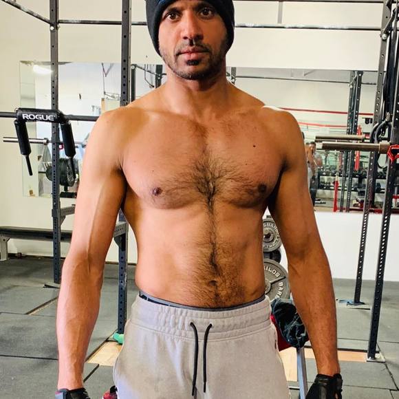 Sanjeewa Silva - Poshmark Profile Picture of Sanjeewa Silva (@kombu6) on Poshmark