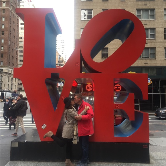 Shira Hanberg - Poshmark Profile Picture of Shira Hanberg (@shishi1011) on Poshmark