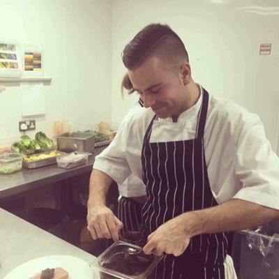 Profile Picture of Matthew Barry (@matthew19163472) on Twitter