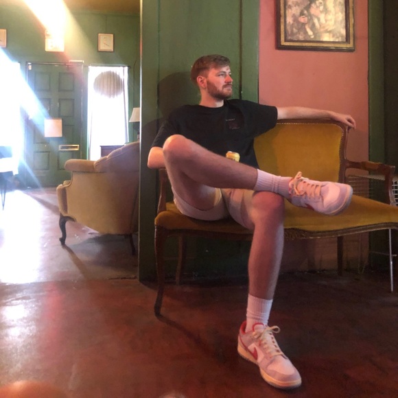 Profile Picture of Travis Steckler (@trsteckler) on Poshmark