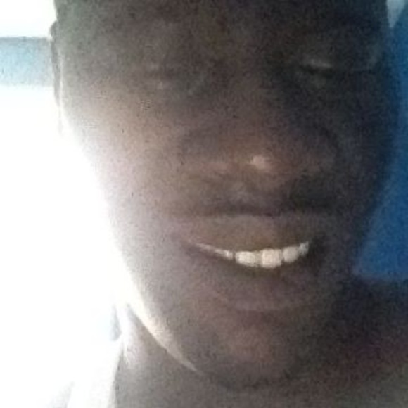 Profile Picture of Charles Saint-jon (@charlesb8701) on Poshmark