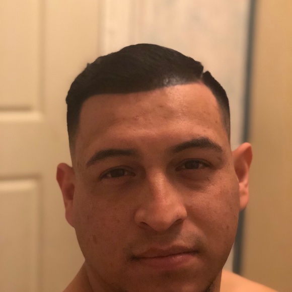 Profile Picture of Cesar Perez (@dreamer7985) on Poshmark