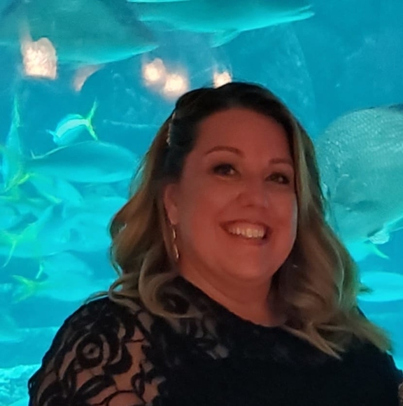 Profile Picture of Jessica Madgey (@jesmadge) on Poshmark