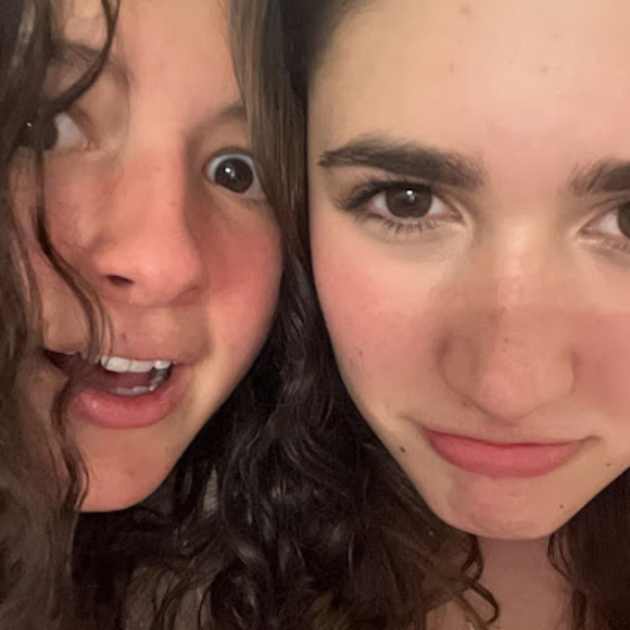 Profile Picture of Ella kate Sechler (@eksechler) on Poshmark