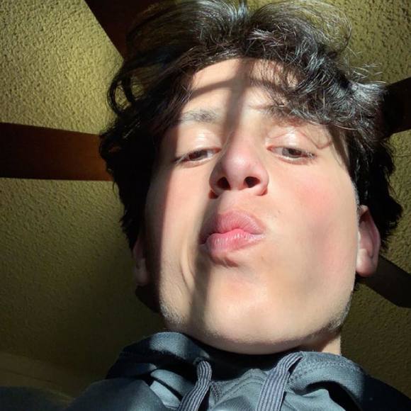 Profile Picture of Michael Youssef (@upabandmichael2) on Poshmark