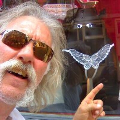 Profile Picture of Ernrst Richard Roth (@wildbluebarnacl) on Twitter