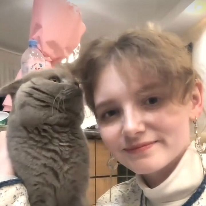 Profile Picture of Tina_ (@tinaredbk) on Tiktok