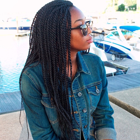 Profile Picture of Danielle Narh (@spanni) on Poshmark