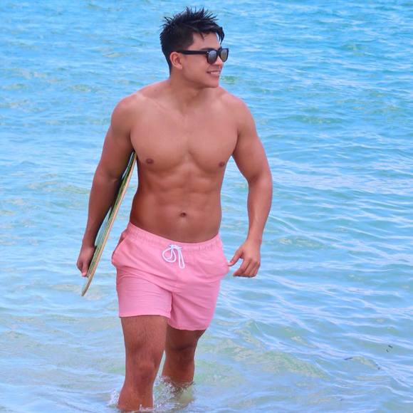 Profile Picture of Carlos Torrealba (@cberto10) on Poshmark