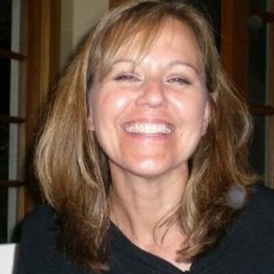 Profile Picture of Lori Hobson (@LoriHobson) on Twitter