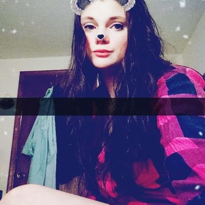 Profile Picture of Rosie Norris (@rosie_norris420) on Twitter