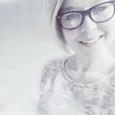 Profile Picture of Julia D (@blazer_ju) on Twitter