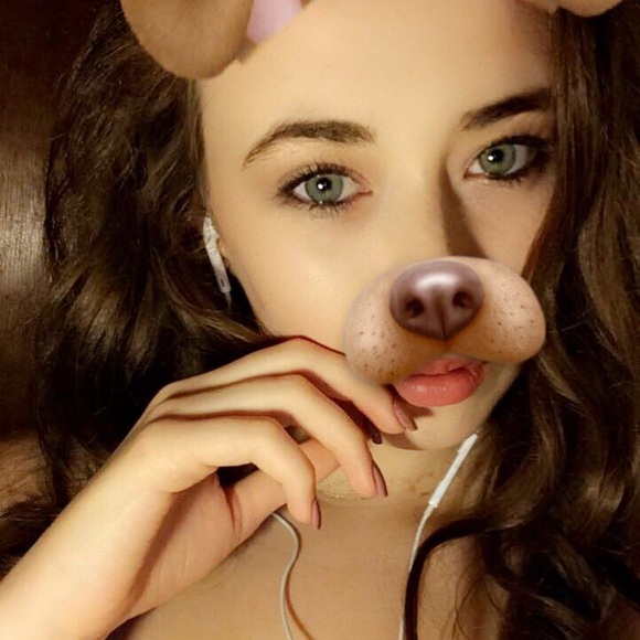 Profile Picture of Rina Pergola (@rina74) on Poshmark