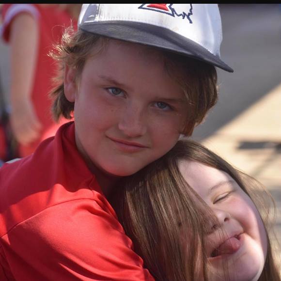 Profile Picture of Amy Gates (@gates0311) on Poshmark