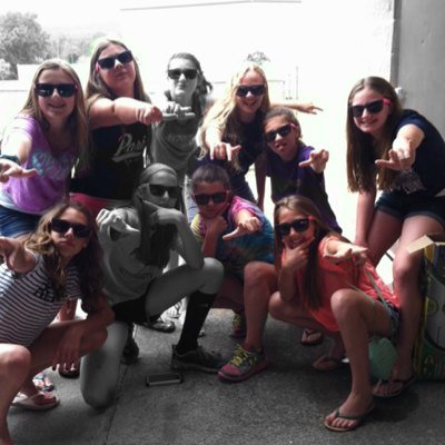 Profile Picture of Karli Phillips (@Karlip30) on Twitter