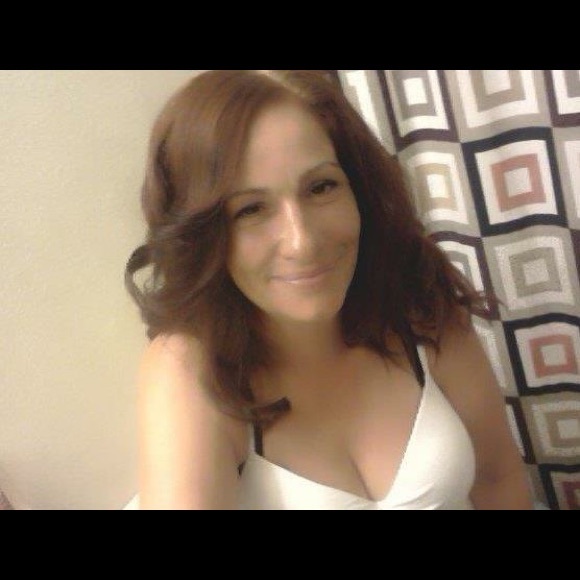 Profile Picture of Marie Calderone (@mac668) on Poshmark