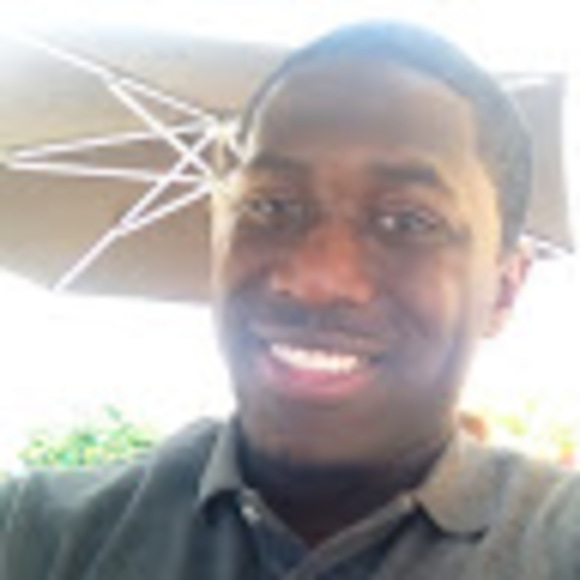 Profile Picture of Julian Johnson (@johnsonkju) on Poshmark