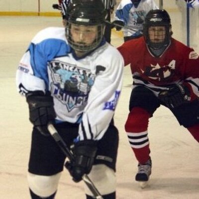 Profile Picture of Robert MacVicar (@RobertMacV7) on Twitter