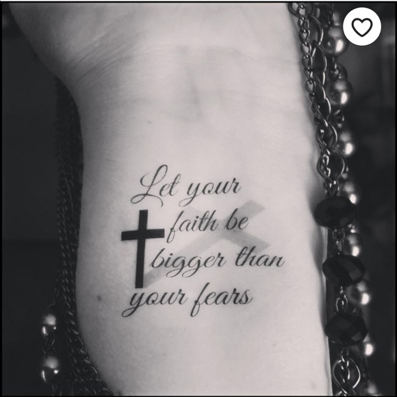 Profile Picture of Borah Thomas (@borahthomas96) on Poshmark