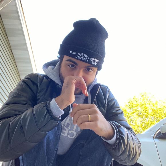 Profile Picture of Mohamad Chouman (@mohamadchouman) on Poshmark