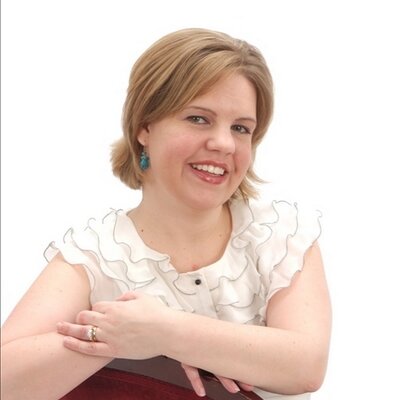Profile Picture of Tricia McDaniel (@aggietricia) on Twitter