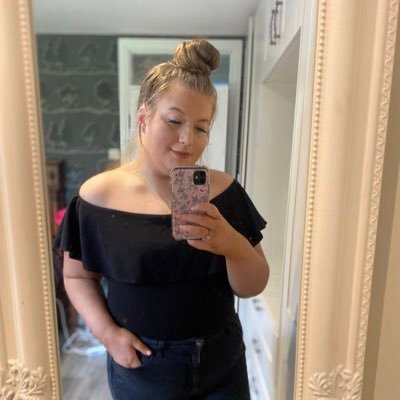 Profile Picture of Aisling Hennessy (@AislingHennessy) on Twitter