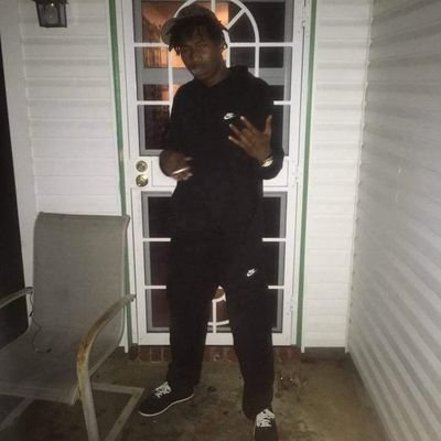 Profile Picture of GMY YUNGIN 🔫 💣 🔪 💰 💯 (@TerenceHubbard5) on Twitter