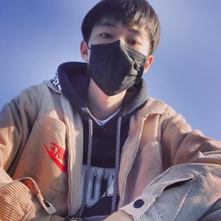 Ian Meng - Facebook Profile Picture of Ian Meng (@zhaoqi.meng.56) on Facebook