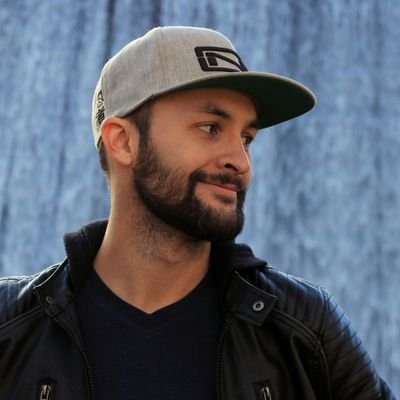 Profile Picture of Lorin Ball (@TheLorinBall) on Twitter