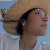 Profile Picture of Emily En USA 🇺🇸 (@emilyenusa) on Youtube