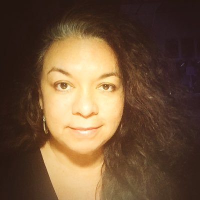 Profile Picture of Julia A Paschoal (@jannp323) on Twitter