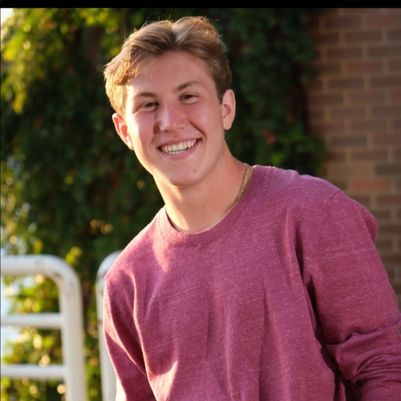 Profile Picture of Andrew Smitley (@andrewsmitley) on Poshmark