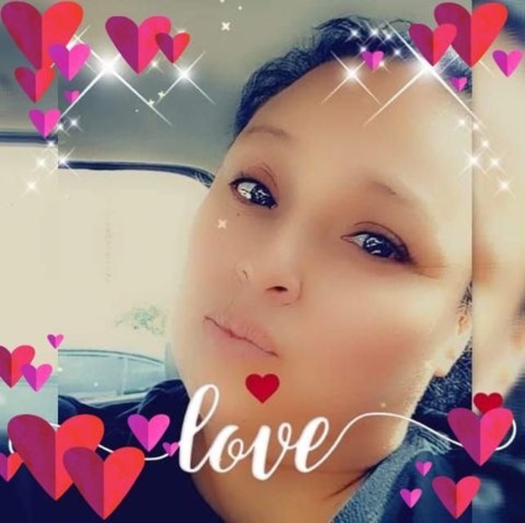 Profile Picture of Maria Silva (@emilymary219) on Poshmark