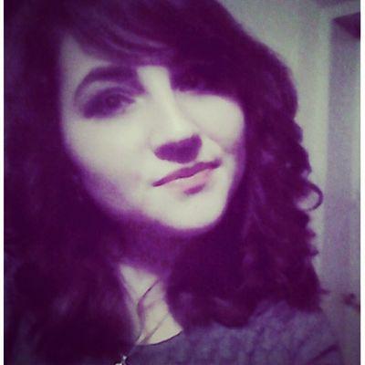 Profile Picture of Oksanka Romanuik (@_your_paradise) on Twitter