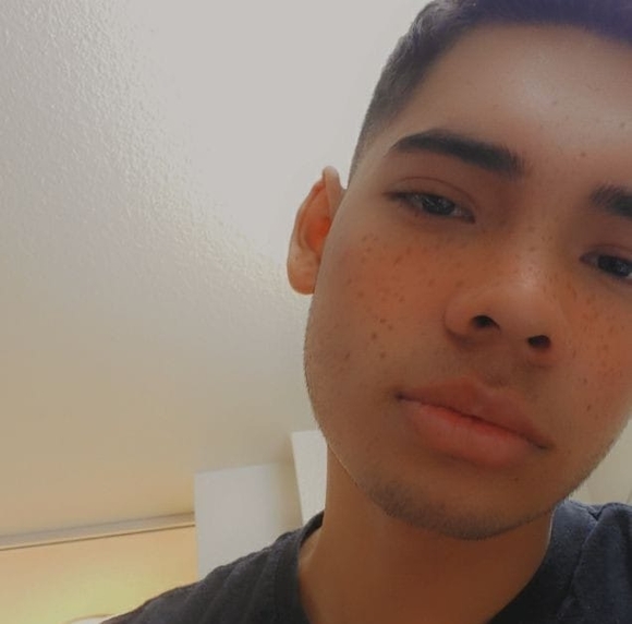 Profile Picture of Jared eduardo Barahona (@jchinox) on Poshmark
