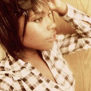 Profile Picture of I N E Z (@inezf) on Myspace
