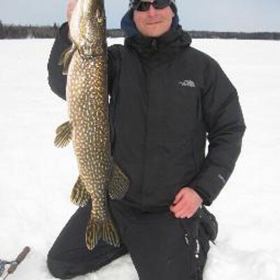 Profile Picture of Mark Boychuk (@Boych12) on Twitter