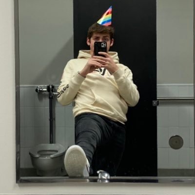 Profile Picture of Devin Head (@DevinHead10) on Twitter