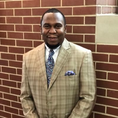 Profile Picture of Larry D Yarbrough (@LarryDYarbroug2) on Twitter