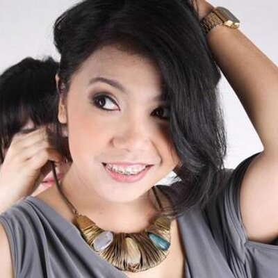 Profile Picture of Esther Natalia S (@percikbintang) on Twitter