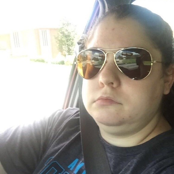 Profile Picture of Alexandra Altschuler (@aaltschuler) on Poshmark
