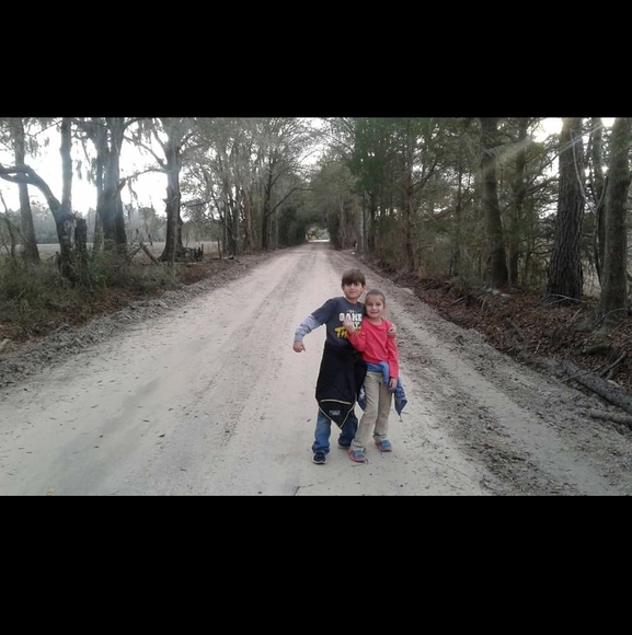 Profile Picture of John Decosta (@bootsienjohn) on Poshmark