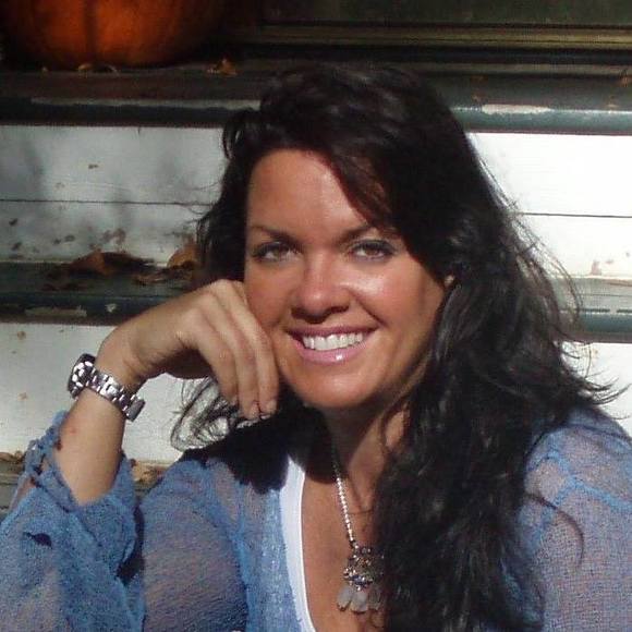 Profile Picture of Cynthia Allison (@muscledoctor) on Poshmark