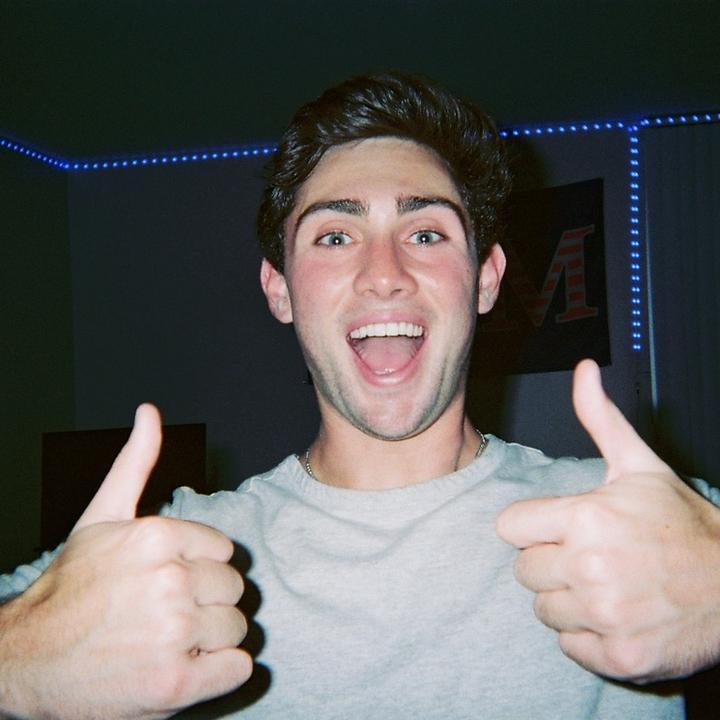 Profile Picture of jake rosenzweig (@jakerosenzweig5) on Tiktok