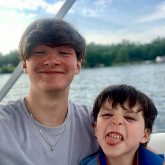 Profile Picture of Fletcher Miles (@fletchermiles) on Poshmark