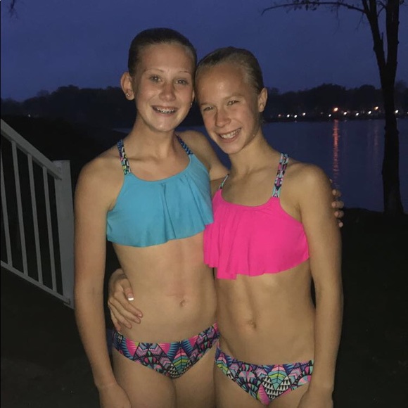 Profile Picture of Kate Velander (@katevelander) on Poshmark