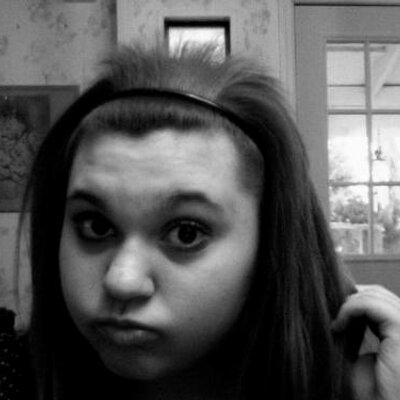 Profile Picture of Ellie Huff (@iheartskittles) on Twitter