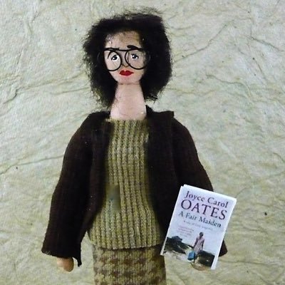 Profile Picture of Joyce Carol Oates (@JoyceCarolOat) on Twitter