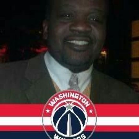 Profile Picture of Michael Player (@michaelplayer) on Poshmark