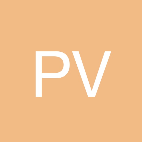 Profile Picture of Peter Vu (@peterfulongg) on Poshmark